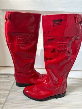 CHANEL Red Patent Leather Riding Boots